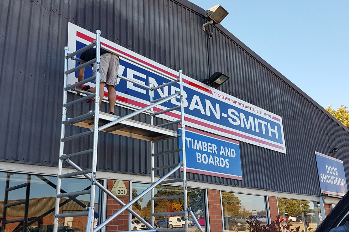 Large scale Retail signage 